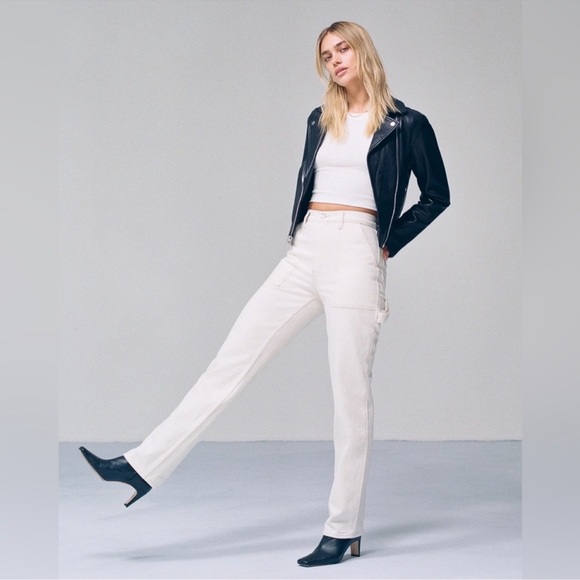 Abercrombie & Fitch Pants - Abercrombie & Fitch The 90’s Straight Ultra High Rise